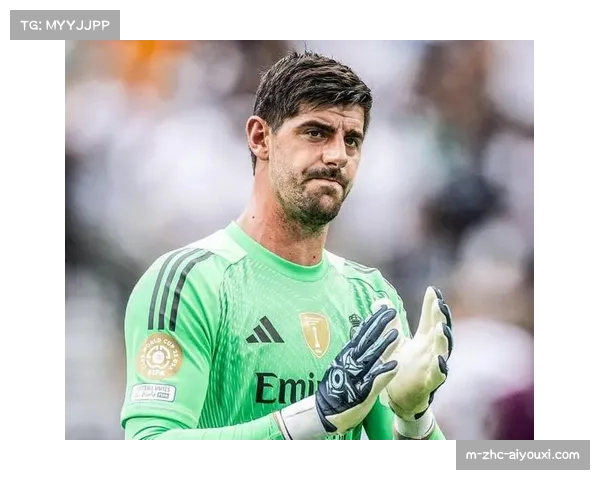 皇马门将库尔图瓦送点染黄 VAR介入改判成比赛转折点 皇马门将库尔图瓦送点染黄 VAR介入改判成比赛转折点